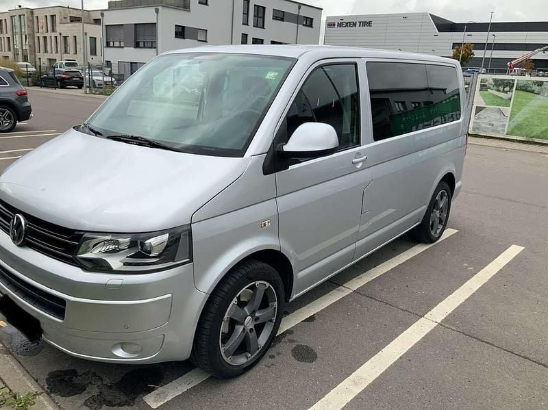 Silber Gebraucht 2012 VW T5 Match Van | 18.250 € (Guter Preis) - Bild 1/4