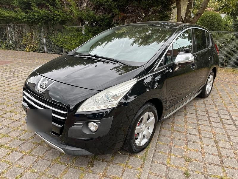Schwarz Gebraucht 2012 Peugeot 3008 Limousine | 4.950 € (Fairer Preis) - Bild 1/4