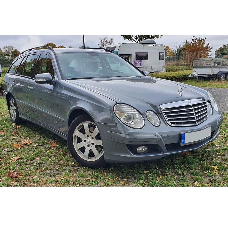 Gebraucht 2006 Mercedes E220 Kombi | 4.900 € (Teuer) - Bild 1/4