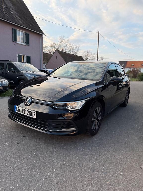 Gebraucht VW Golf VIII Move 150 PS (110 kW) 2023 Schwarz Limousine