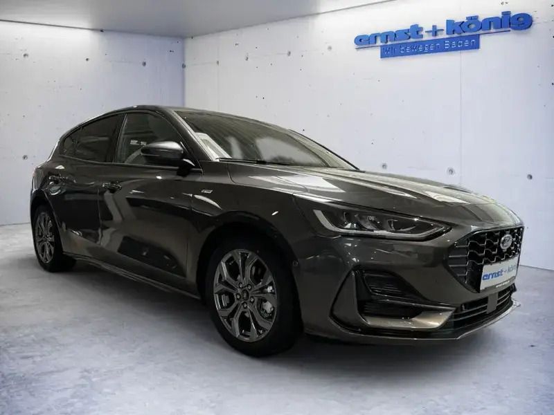 Gebraucht Ford Focus ST-Line X 155 PS (114 kW) 2024 Magnetic metallic Limousine