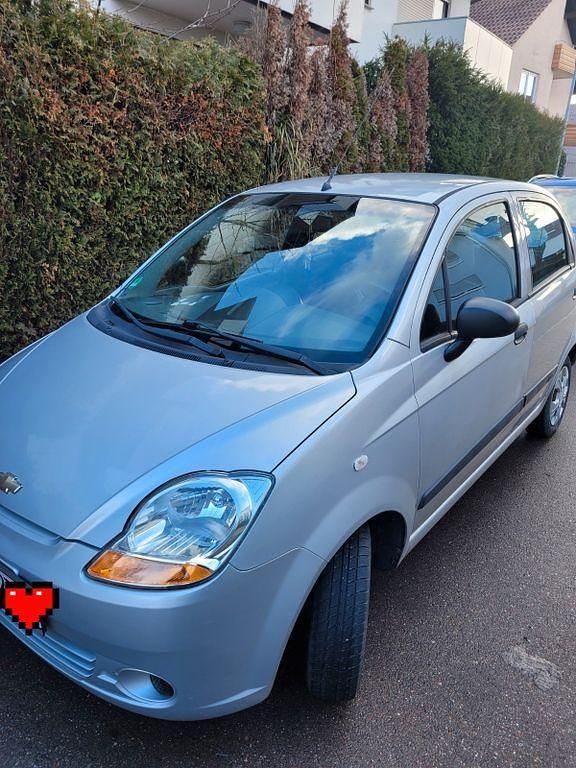 Gebraucht Chevrolet Matiz 52 PS (38 kW) 2010 Silber Kleinwagen