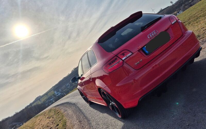 Rot Gebraucht 2012 Audi RS3 Ambiente Kleinwagen | 22.000 € (Fairer Preis) - Bild 1/4