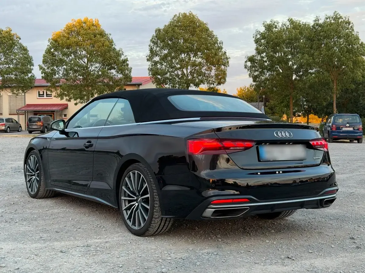 Gebraucht Audi A5 Cabriolet Comfort 240 PS (176 kW) 2020 Schwarz Cabrio