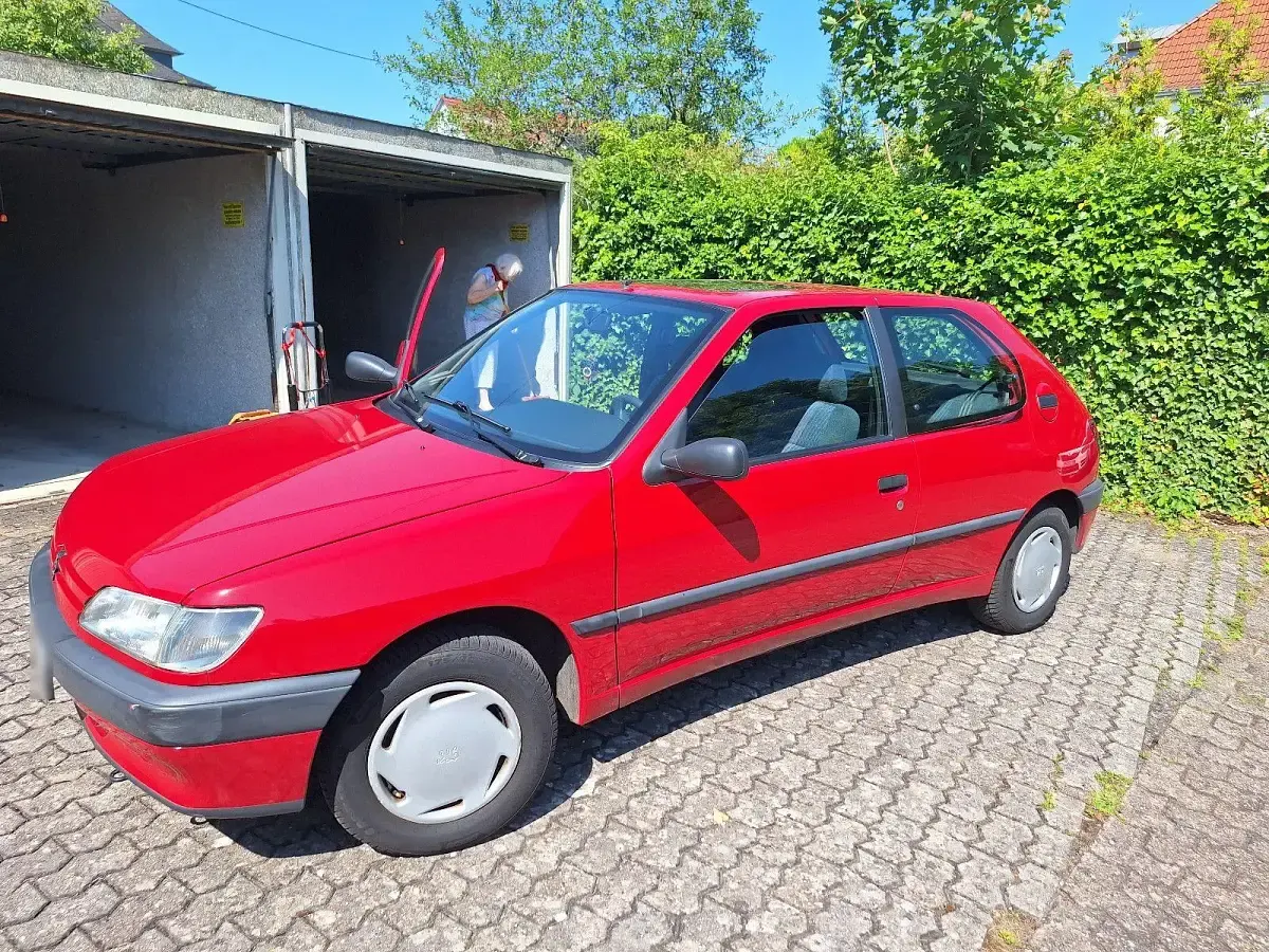 Gebraucht Peugeot 306 75 PS (55 kW) 1994 Rot Limousine
