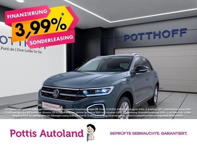 Blau Gebraucht 2024 VW T-Roc Style SUV | 30.777 € (Fairer Preis) - Bild 1/4