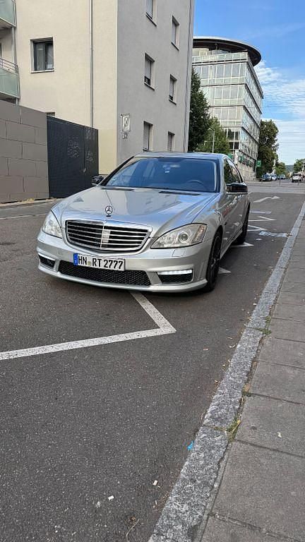 Silber Gebraucht 2006 Mercedes S500 Limousine | 9.500 € (Guter Preis) - Bild 1/4