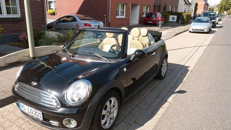 Schwarz Gebraucht 2009 Mini Cooper Cabriolet Cabrio | 3.450 € (Guter Preis) - Bild 1/4