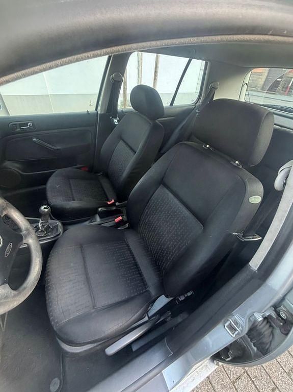 Gebraucht VW Golf IV 75 PS (55 kW) 2001 Silber Limousine