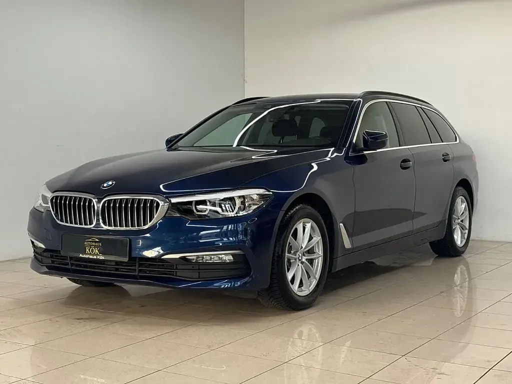Gebraucht BMW 520 Performance 190 PS (139 kW) 2018 Blau Kombi