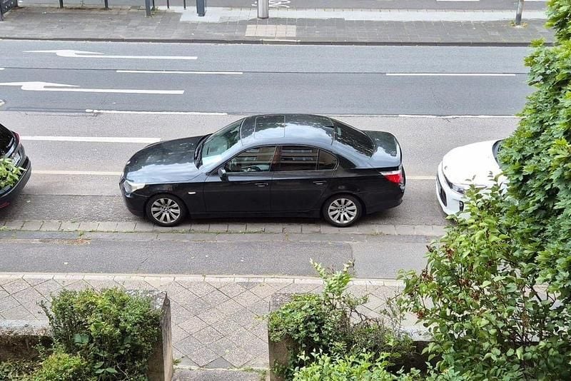 Gebraucht BMW 525 177 PS (130 kW) 2005 Schwarz Limousine