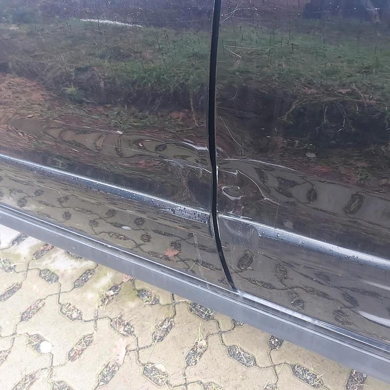 Gebraucht Volvo V40 122 PS (89 kW) 2002 Schwarz Kombi