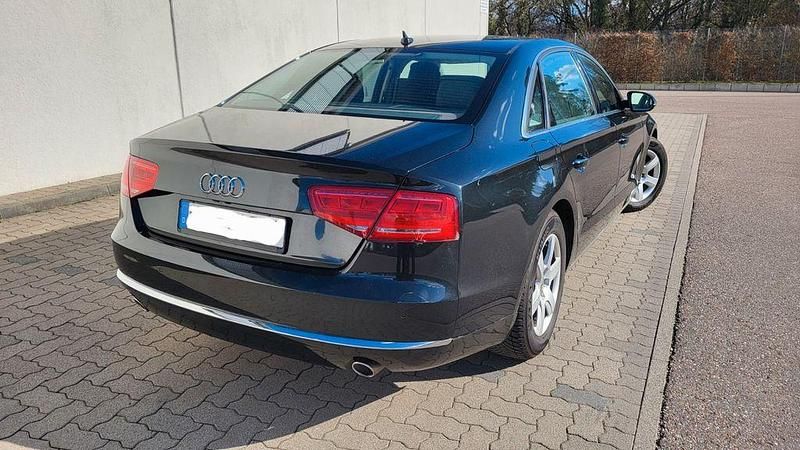 Gebraucht Audi A8L 250 PS (183 kW) 2011 Schwarz Limousine
