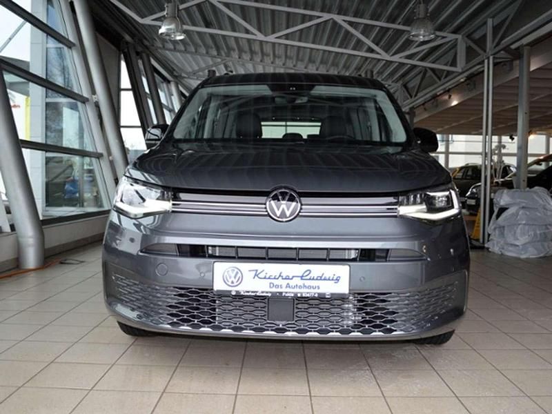 Używany VW Caddy Style 116 KM (85 kW) 2025 Szary Minivan