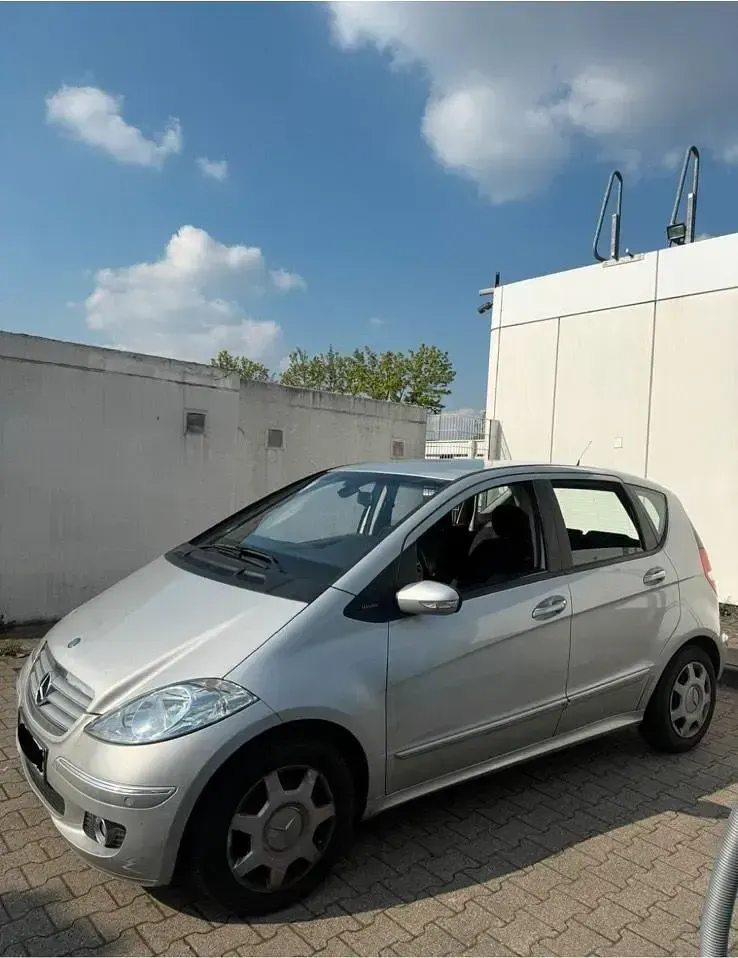 Gebraucht Mercedes A180 Classic 109 PS (80 kW) 2005 Silber Limousine