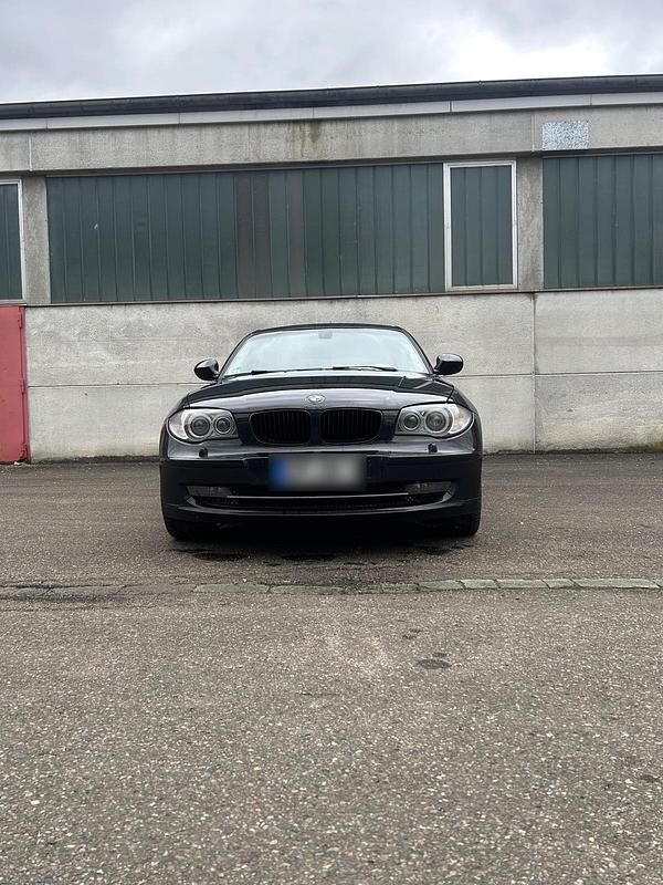 Gebraucht BMW 120 177 PS (130 kW) 2009 Schwarz Kleinwagen