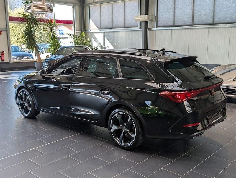 Gebraucht Cupra Leon 150 PS (110 kW) 2023 Schwarz Limousine