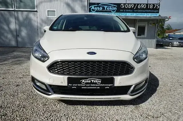 Occasion Ford S-MAX Vignale 209 ch (153 kW) 2017 Blanc Monospace