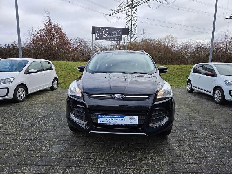 Gebraucht Ford Kuga SYNC Edition 182 PS (133 kW) 2015 Schwarz SUV