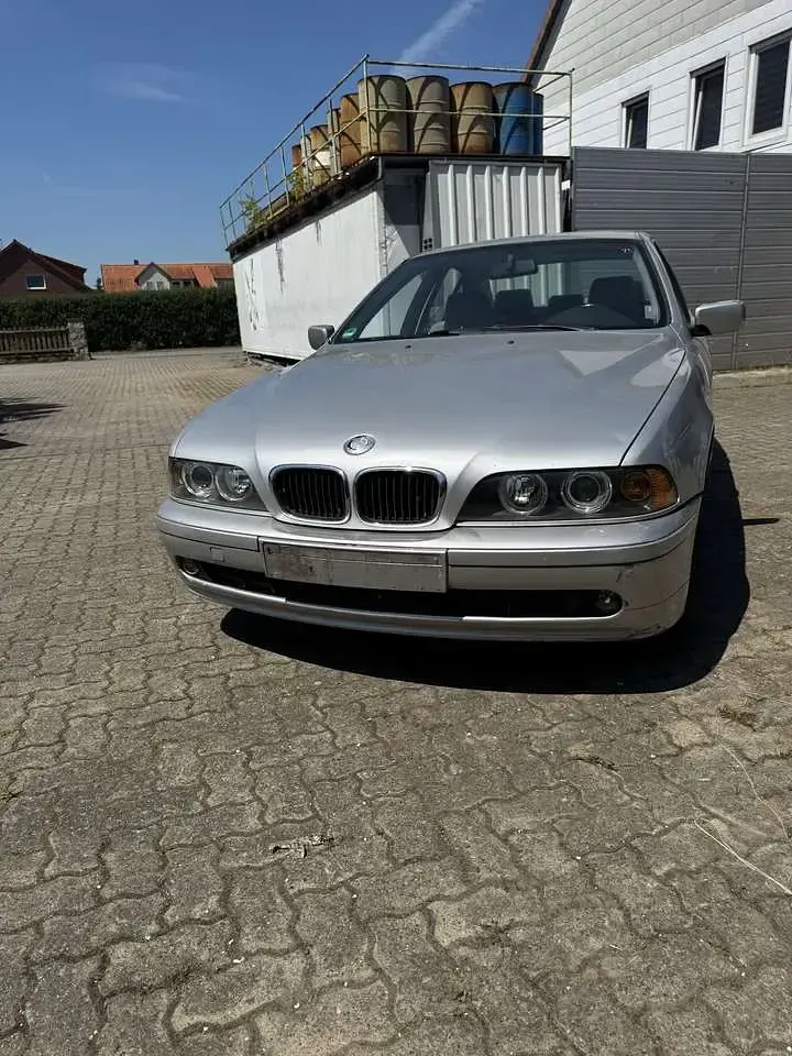 Gebraucht BMW 520 Basis 170 PS (125 kW) 2001 Limousine