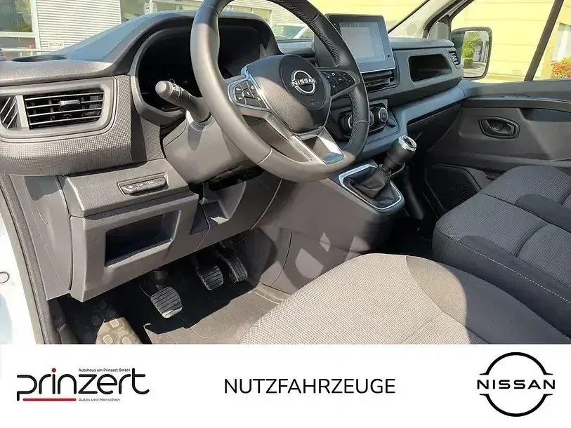 Gebraucht Nissan Primastar 150 PS (110 kW) 2024 Weiss Van / Kleinbus