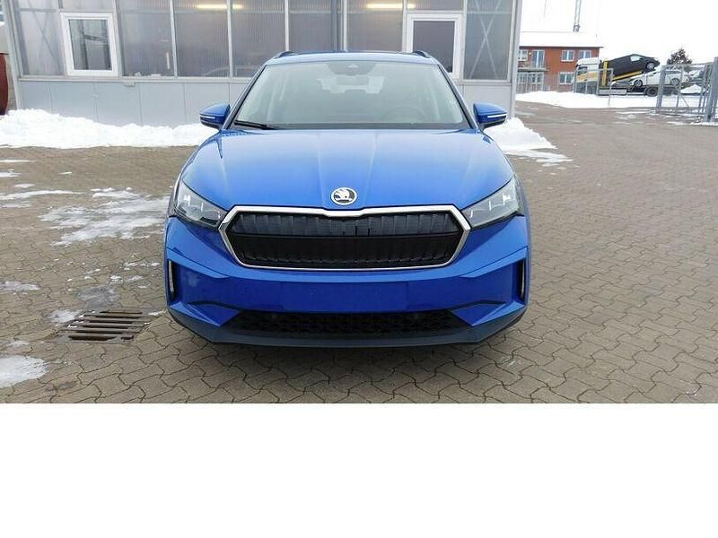 Gebraucht Skoda Enyaq iV 108 kW (148 PS) 2023 Energyblue met v5f (blau)blau SUV