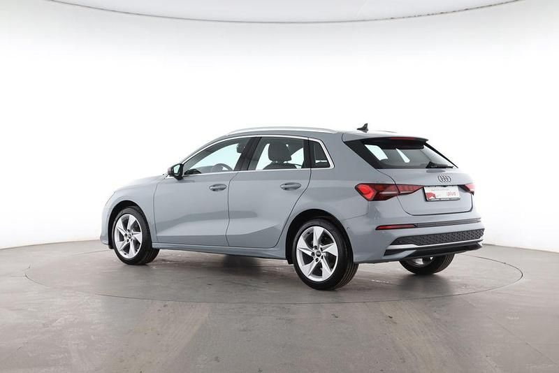 Gebraucht Audi A3 Advanced Plus 116 PS (85 kW) 2024 Grau Limousine