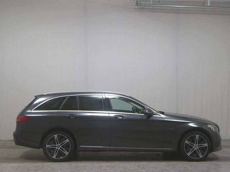 Grau Gebraucht 2020 Mercedes C300e Avantgarde Kombi | 20.480 € (Guter Preis) - Bild 1/4