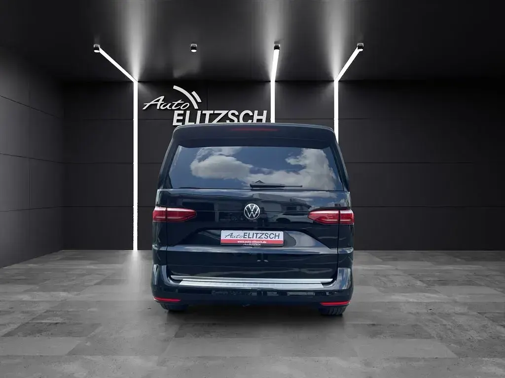 Gebraucht VW Multivan Style 150 PS (110 kW) 2024 Schwarz Van / Kleinbus