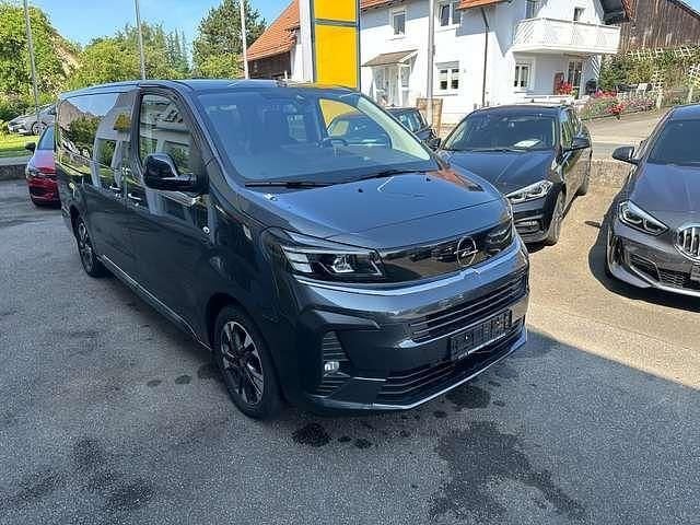 Titangrau Gebraucht 2024 Opel Zafira Life Edition Van | 34.500 € (Superpreis) - Bild 1/4