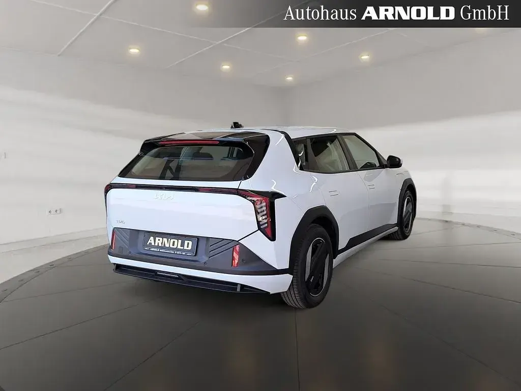 Neu Kia EV4 Air 150 kW (204 PS) 2026 Weiß Limousine