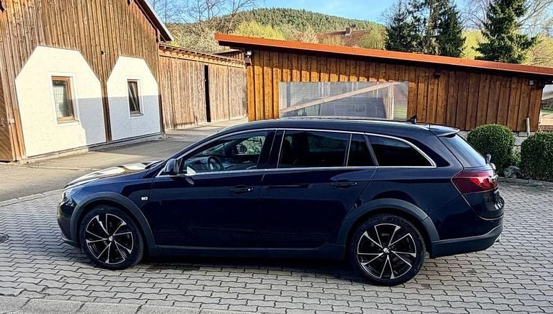 Gebraucht Opel Insignia Country Tourer 194 PS (142 kW) 2014 Schwarz Kombi