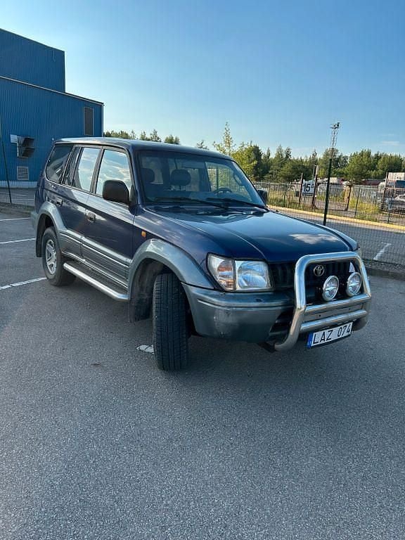 Violett Gebraucht 1999 Toyota Land Cruiser SUV | 7.900 € (Guter Preis) - Bild 1/4