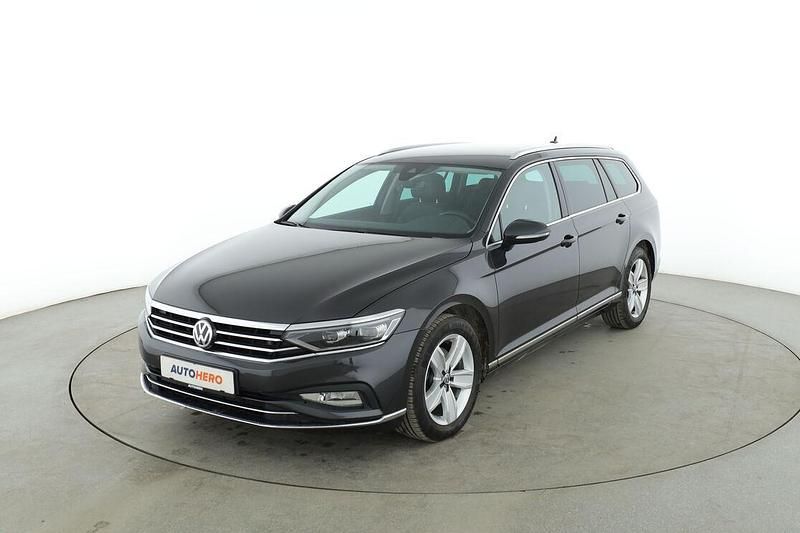 Gebraucht VW Passat Elegance 190 PS (139 kW) 2020 Grau Kombi