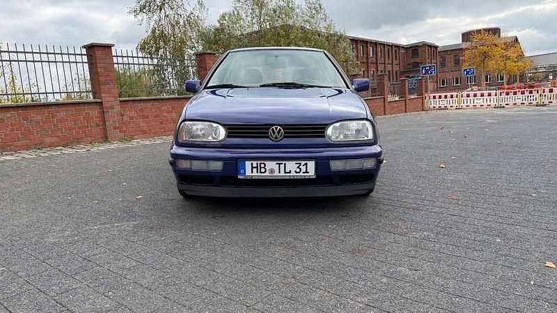 Gebraucht VW Golf III 75 PS (55 kW) 1997 Blau Limousine