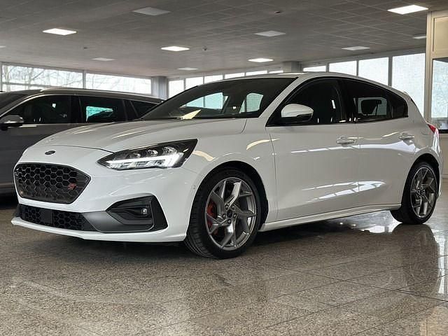 Gebraucht Ford Focus ST 280 PS (205 kW) 2020 Weiß Limousine