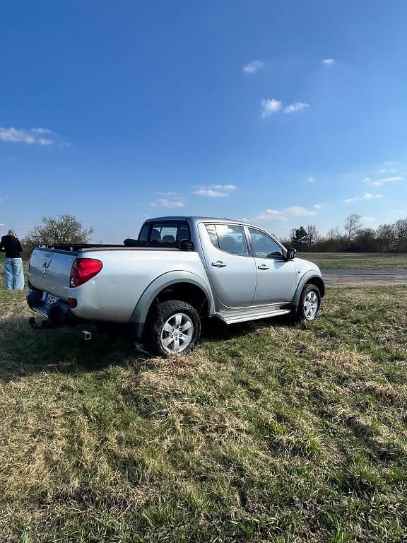 Gebraucht Mitsubishi L200 136 PS (100 kW) 2007 Silber Pickup