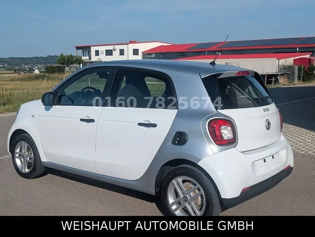 Gebraucht Smart ForFour Electric Drive 60 kW (82 PS) 2021 Grau Limousine