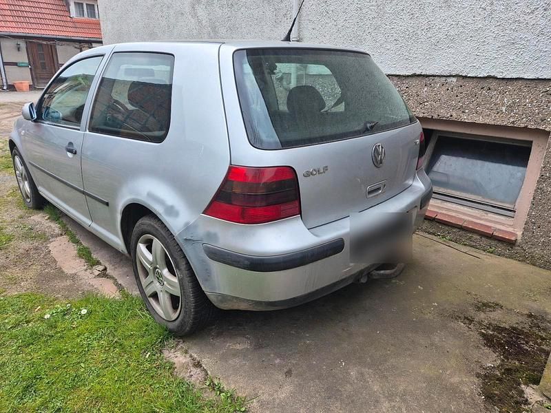 Usata VW Golf 116 CV (85 kW) 2002 Argento Coupé