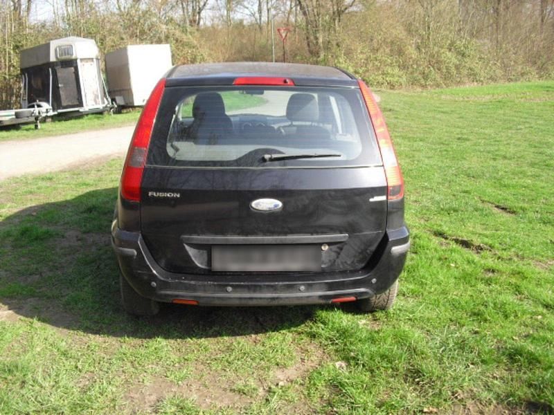Gebraucht Ford Fusion 80 PS (58 kW) 2003 Schwarz Kleinwagen