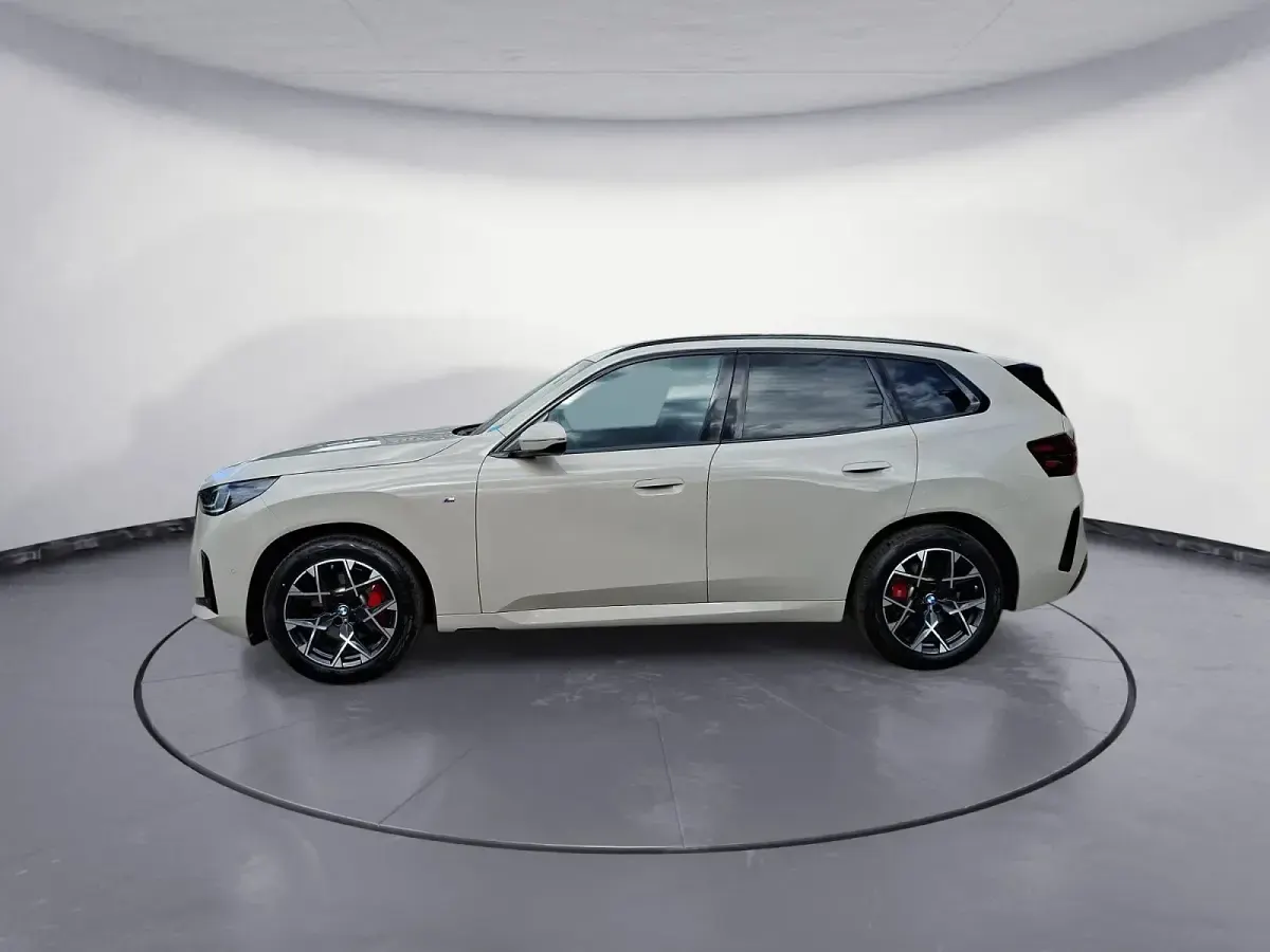 Gebraucht BMW X3 M Sport 208 PS (152 kW) 2025 SUV