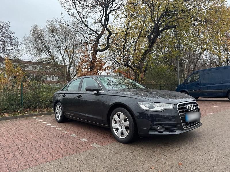 Usado Audi A6 Comfort 245 HP (180 kW) 2014 Preto Sedan