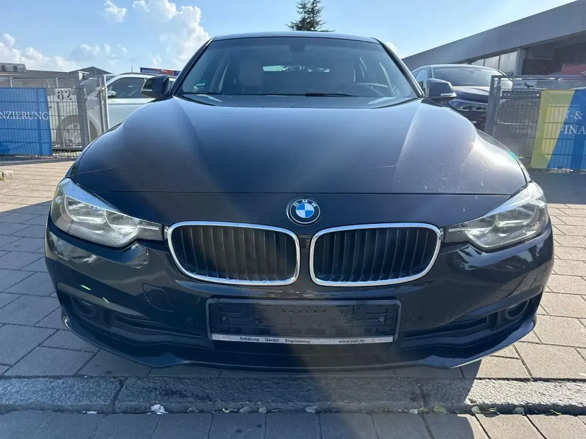 Gebraucht BMW 320 Performance 163 PS (119 kW) 2016 Schwarz Kombi