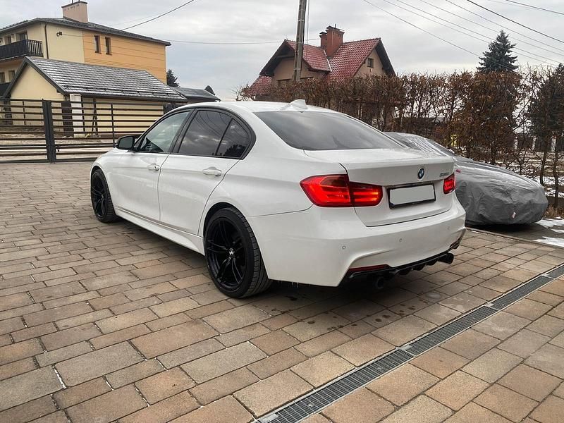 Gebraucht BMW 335 M Sport 306 PS (225 kW) 2012 Weiß Limousine