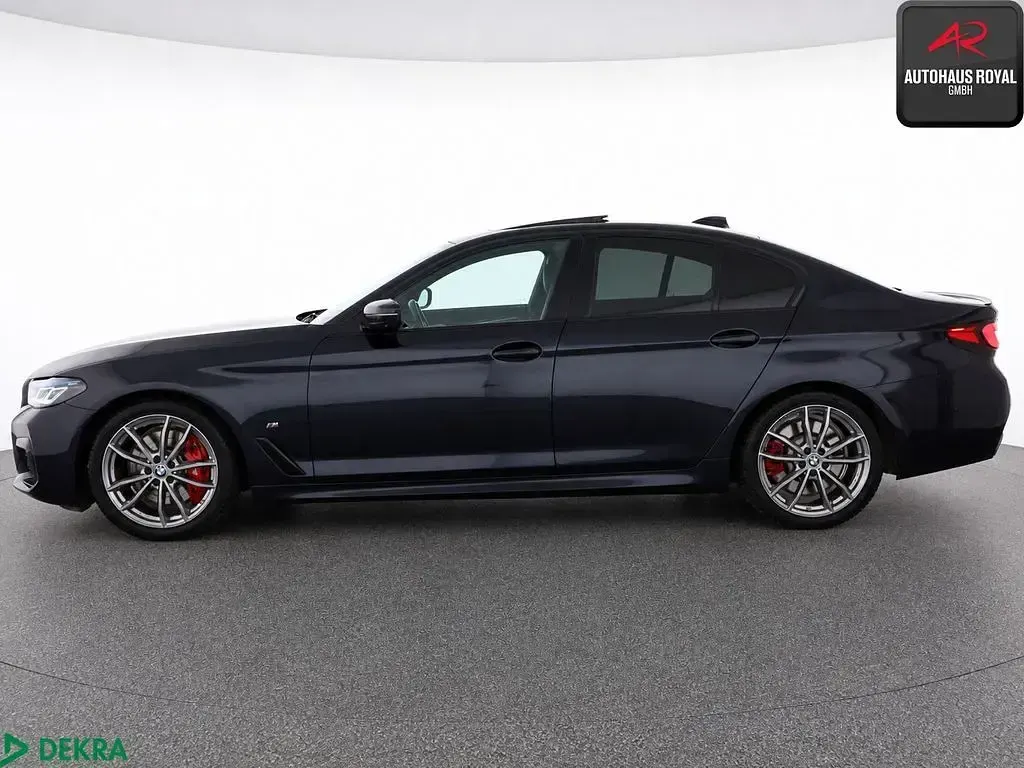 Gebraucht BMW M550 Performance 530 PS (389 kW) 2022 Carbonschwarz Limousine