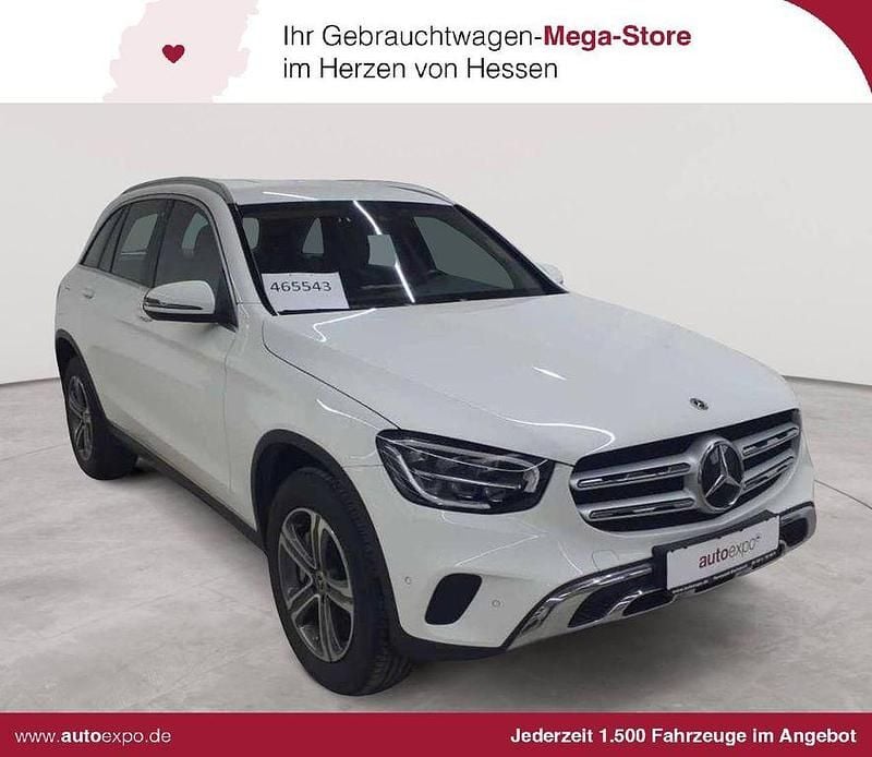 Weiß Gebraucht 2022 Mercedes GLC300e SUV | 32.989 € (Superpreis) - Bild 1/4
