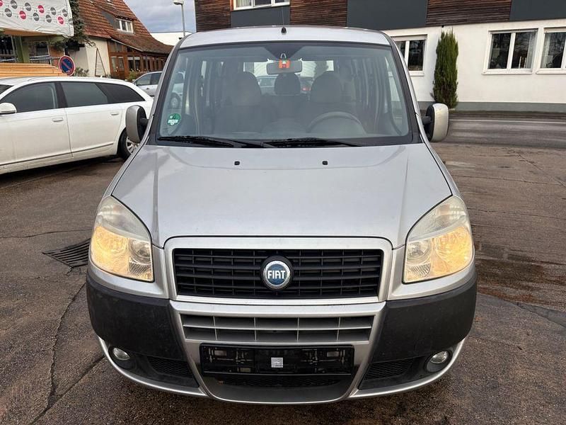 Grau Gebraucht 2008 Fiat Doblò Van / Kleinbus | 1.750 € (Superpreis) - Bild 1/4