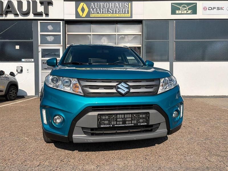 Gebraucht Suzuki Vitara Comfort 120 PS (88 kW) 2015 Blau SUV