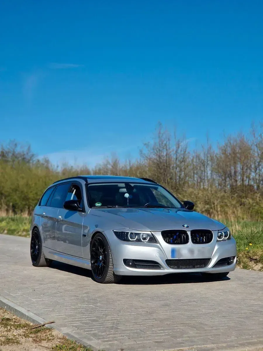 Gebraucht BMW 320 Performance 184 PS (135 kW) 2010 Silber Limousine