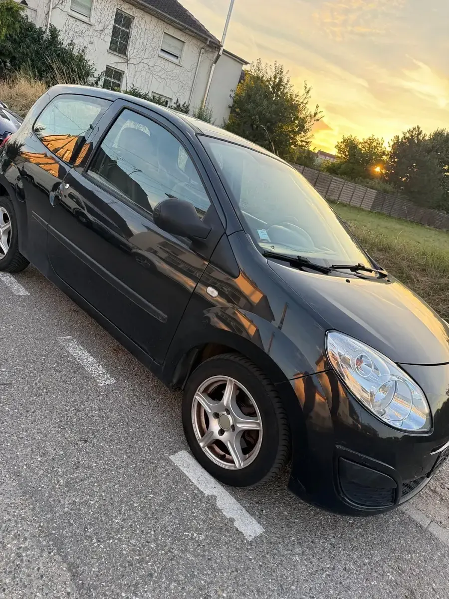 Gebraucht Renault Twingo 76 PS (55 kW) 2008 Schwarz Kleinwagen
